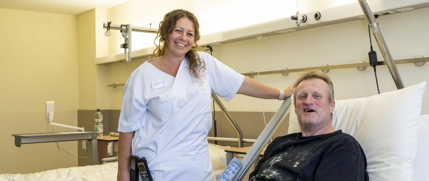 Pflegerin und Patient